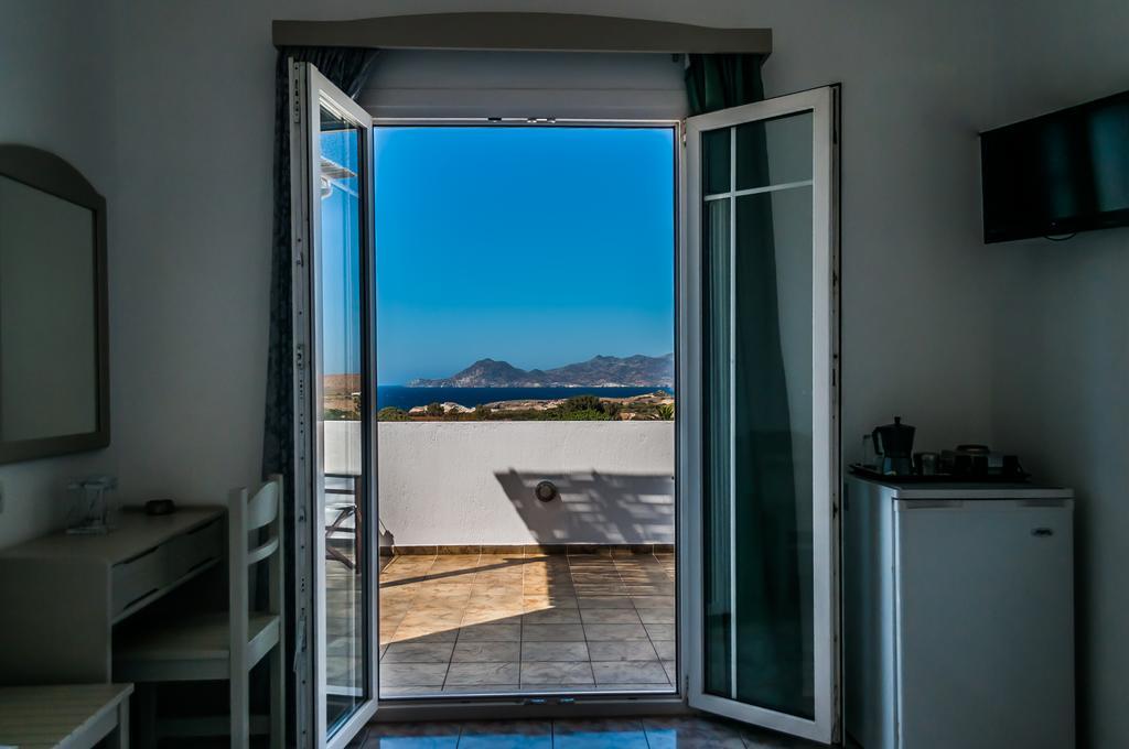 Agnanti View Hotel Pachaina Exteriör bild